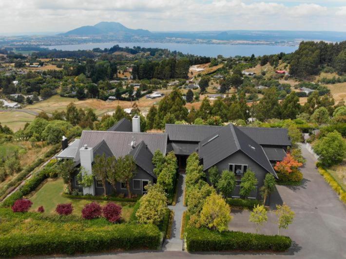The Lakeview House Taupo Ngoại thất bức ảnh