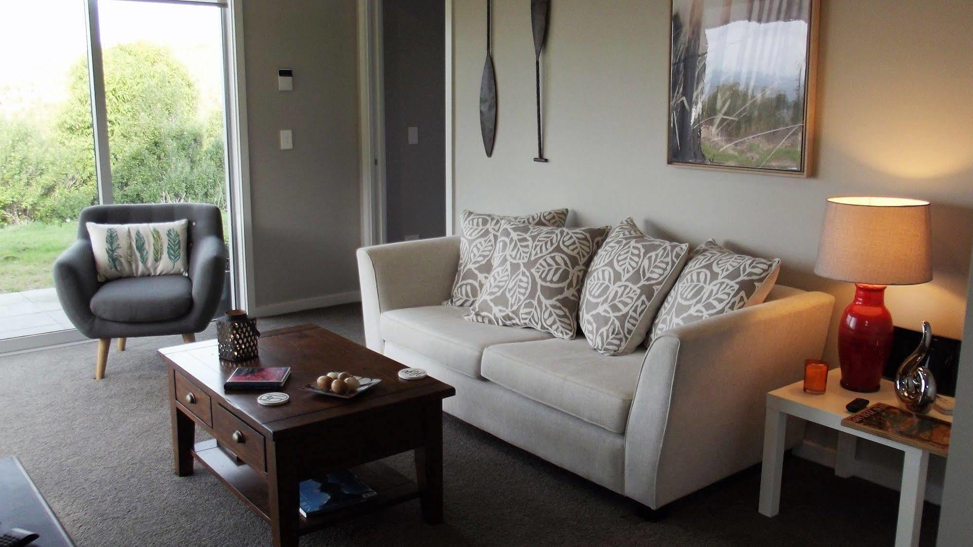 The Lakeview House Taupo Ngoại thất bức ảnh