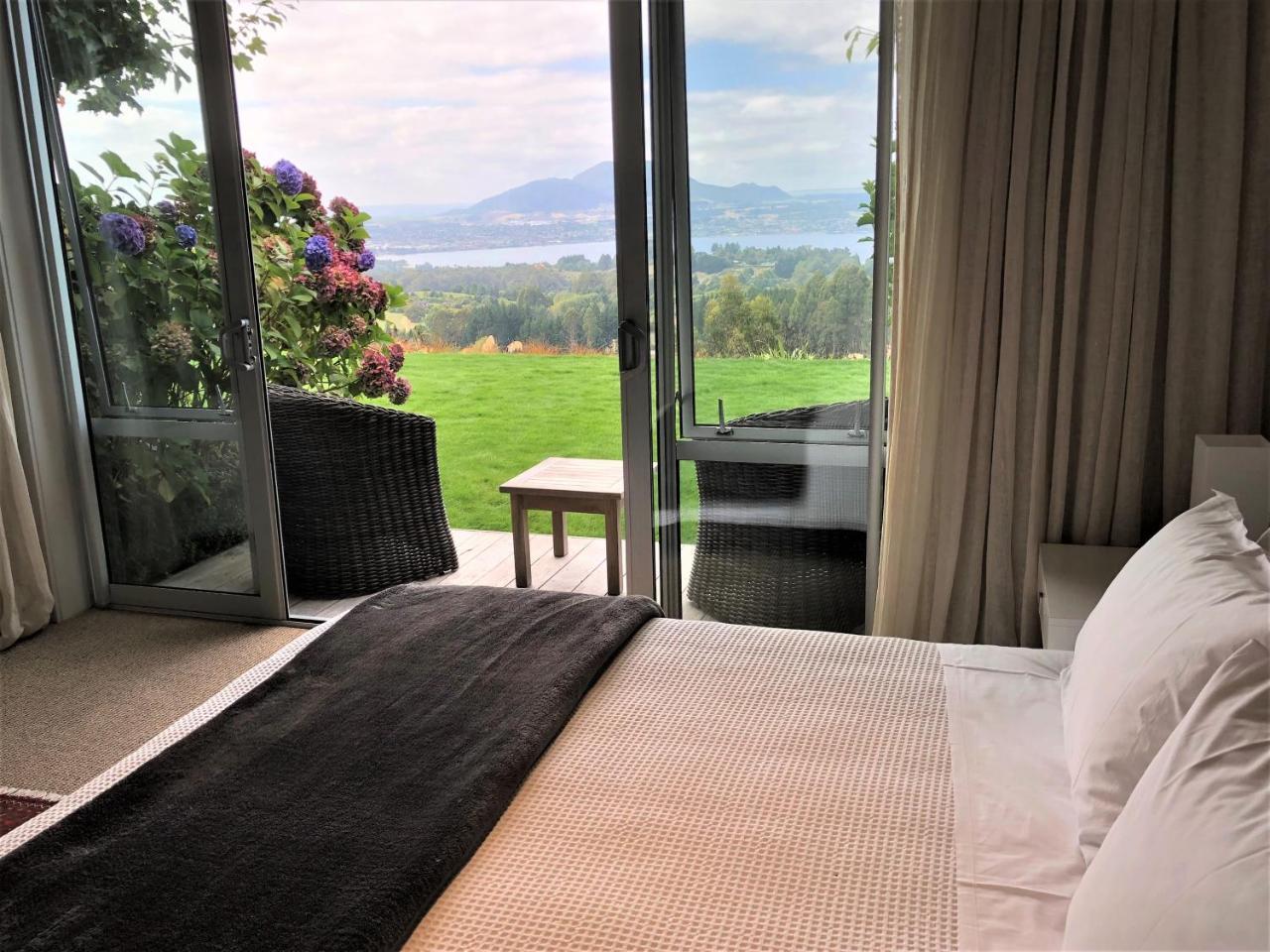The Lakeview House Taupo Ngoại thất bức ảnh
